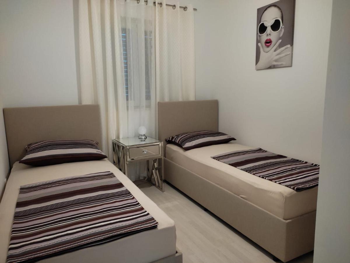 Apartment Josip 2 Tribunj (Sibenik-Knin) Exterior foto